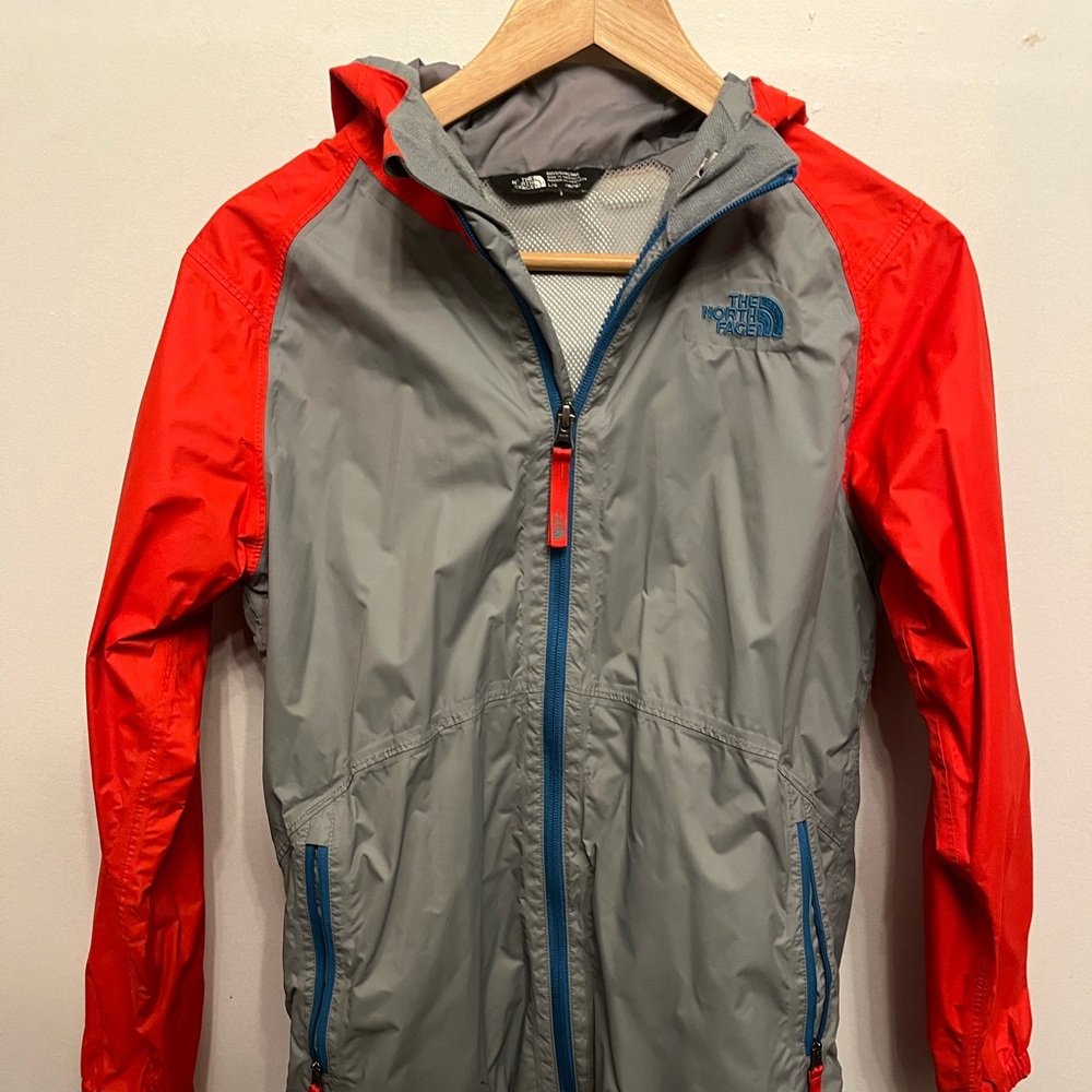 North face windbreaker size 14-16